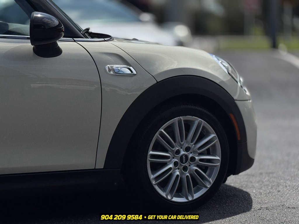 Used 2018 MINI Cooper S FWD image 9