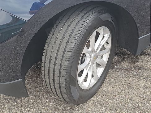 Certified 2021 Chevrolet Equinox LS FWD image 36