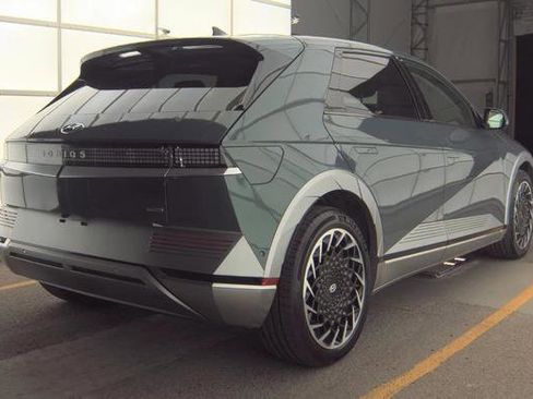 Used 2024 Hyundai Ioniq 5 Limited image 5