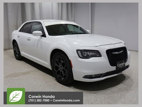 Used 2019 Chrysler 300 S AWD/4WD image 1
