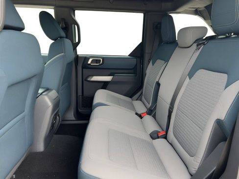 Used 2022 Ford Bronco Outer Banks AWD/4WD image 7