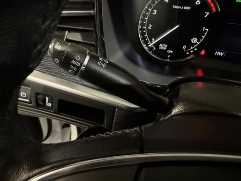 Used 2024 Cadillac XT5 Premium Luxury image 18