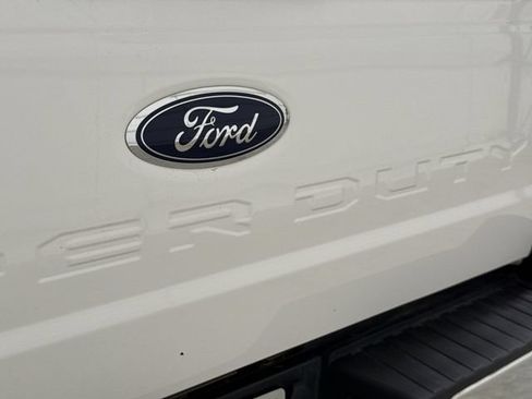 Used 2024 Ford F250 Lariat w/ Lariat Ultimate Package AWD/4WD image 31