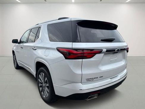 Used 2023 Chevrolet Traverse Premier image 6