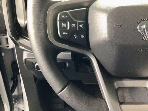 New 2025 Ford Bronco Badlands image 22