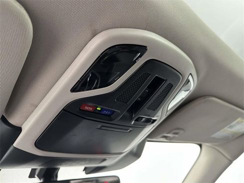 Certified 2025 Subaru Outback Premium image 30