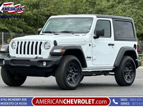 Used 2022 Jeep Wrangler Sport AWD/4WD image 8