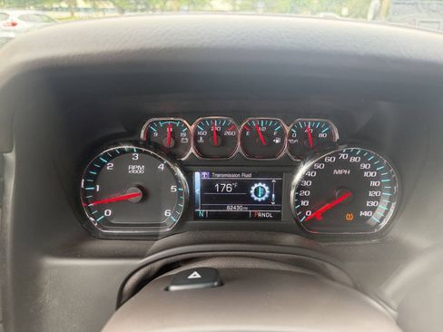 Used 2019 GMC Yukon XL SLT w/ Open Road Package AWD/4WD image 11