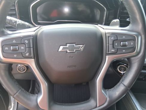 Used 2022 Chevrolet Silverado 1500 LT Trail Boss w/ Convenience Package II AWD/4WD image 9