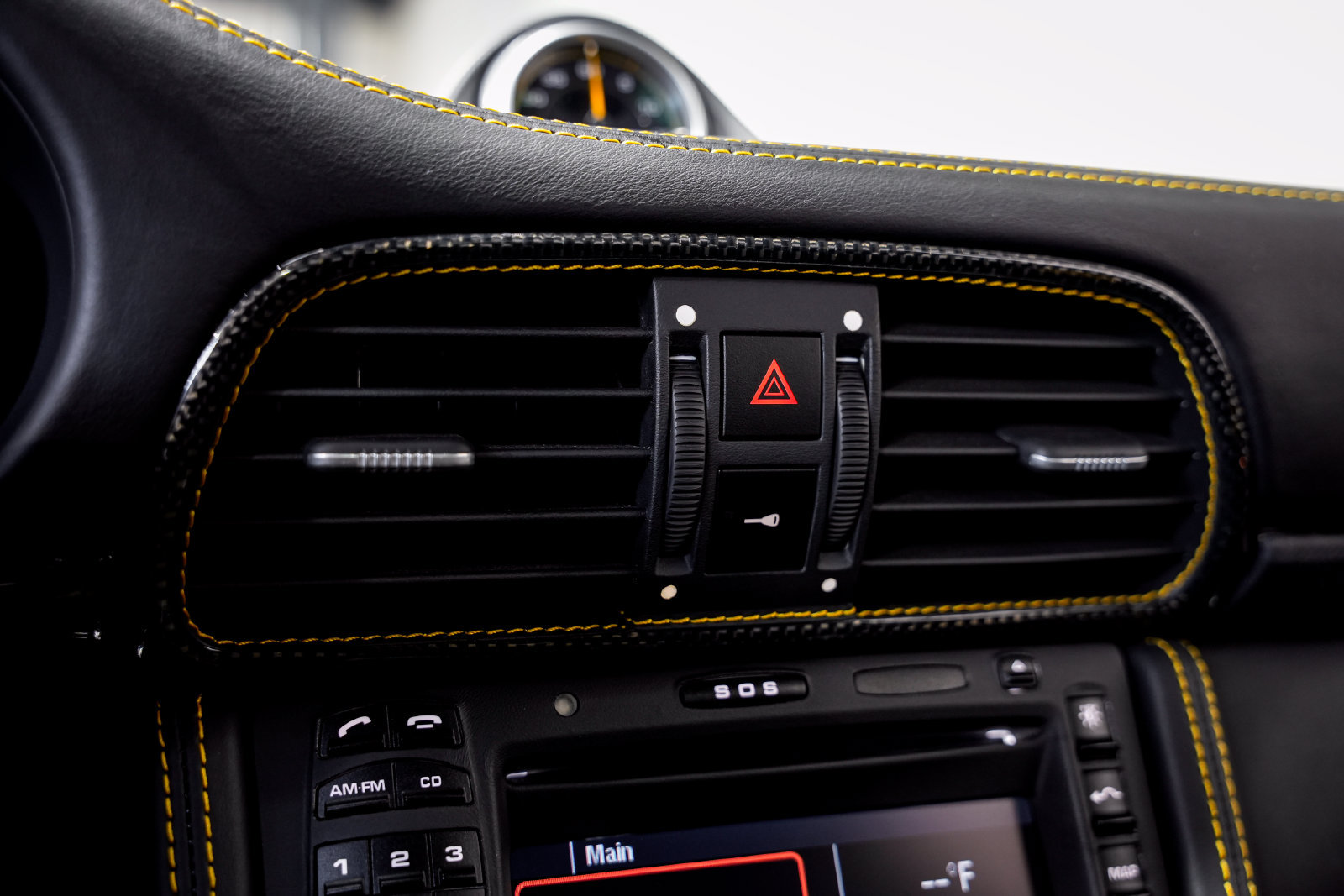 Used 2008 Porsche 911 GT2 RWD image 13