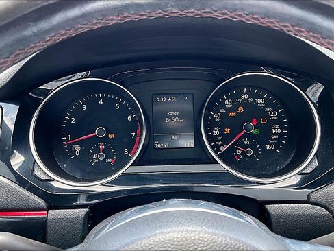 Used 2017 Volkswagen Jetta GLI FWD image 19