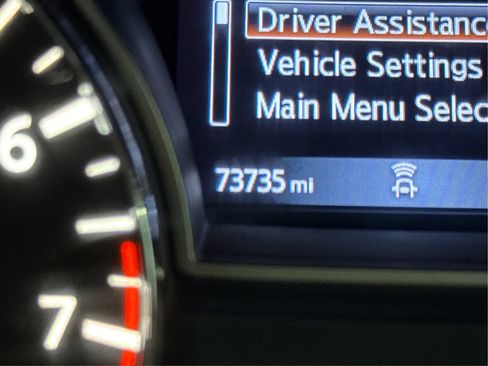 Used 2020 Nissan Pathfinder S AWD/4WD image 47