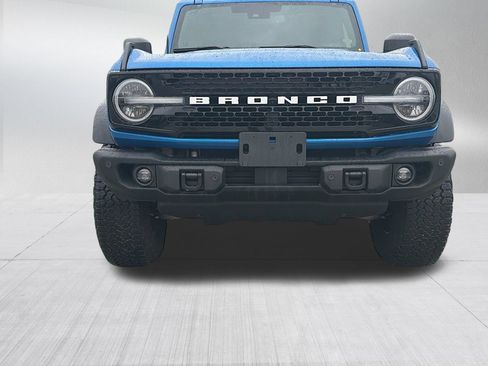 Used 2025 Ford Bronco Badlands AWD/4WD image 2