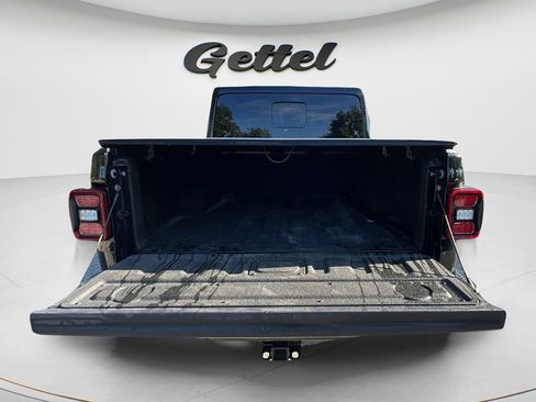Used 2021 Jeep Gladiator Overland AWD/4WD image 14