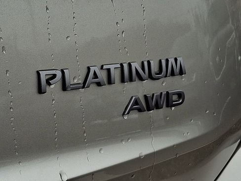 Certified 2025 Nissan Rogue Platinum image 32