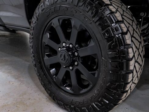 Used 2025 RAM 2500 Laramie AWD/4WD image 55