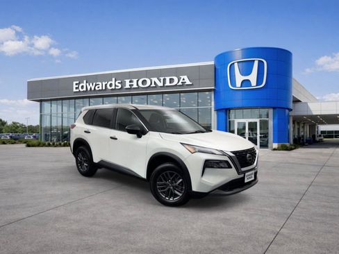 Used 2023 Nissan Rogue S FWD image 1