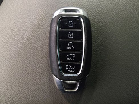 Used 2021 Hyundai Elantra SEL w/ Convenience Package image 32