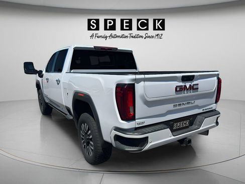 Used 2022 GMC Sierra 3500 Denali AWD/4WD image 3