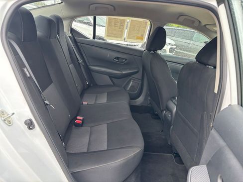 Used 2025 Nissan Sentra SV image 23