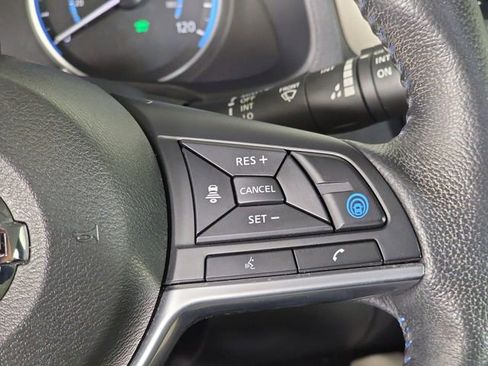 Used 2019 Nissan Leaf SL w/ SL Technology Package image 30