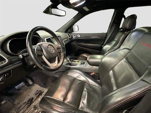 Used 2017 Jeep Grand Cherokee Trailhawk w/ Trailhawk Luxury Group image 5