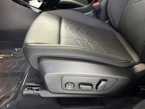 Used 2025 BMW X1 xDrive28i w/ Convenience Package image 15