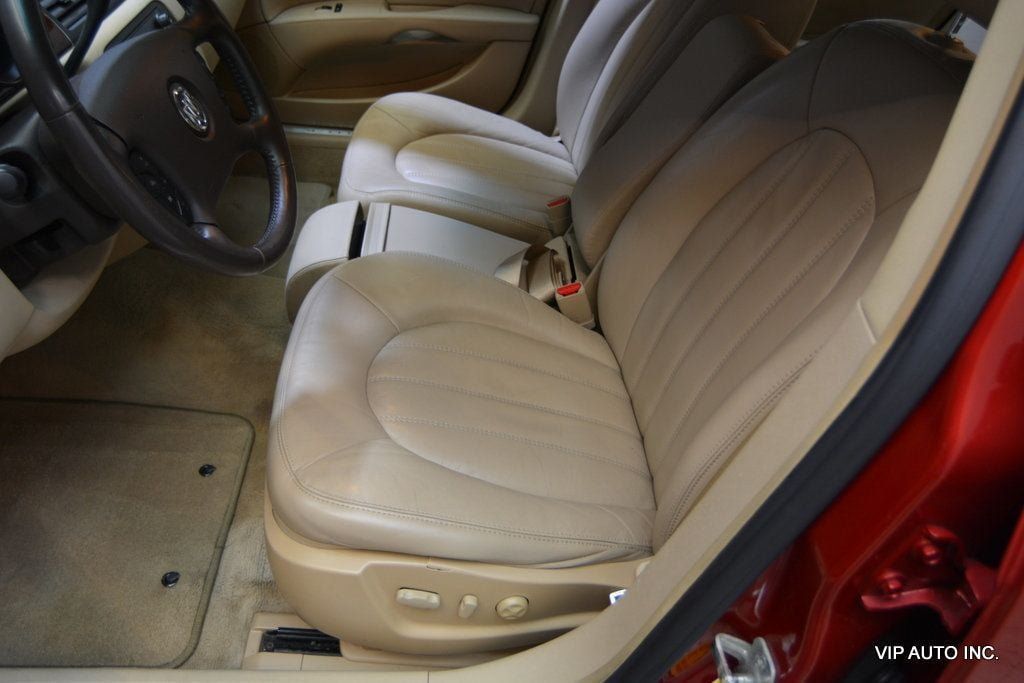 Used 2011 Buick Lucerne CXL FWD image 25
