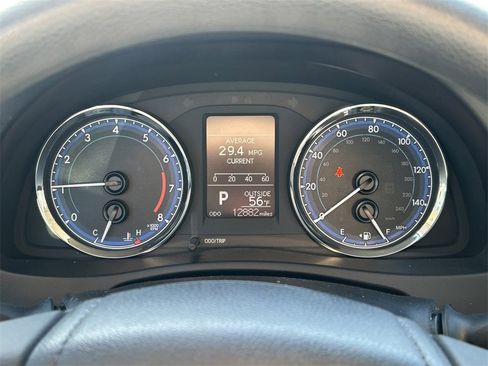 Used 2019 Toyota Corolla L image 29