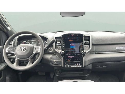Used 2025 RAM 2500 Big Horn AWD/4WD image 13