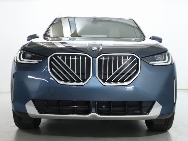 Used 2026 BMW X3 xDrive30i w/ Convenience Package AWD/4WD image 5