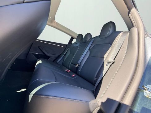 Used 2024 Tesla Model 3 Performance image 6