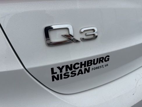 Used 2020 Audi Q3 2.0T Premium image 10