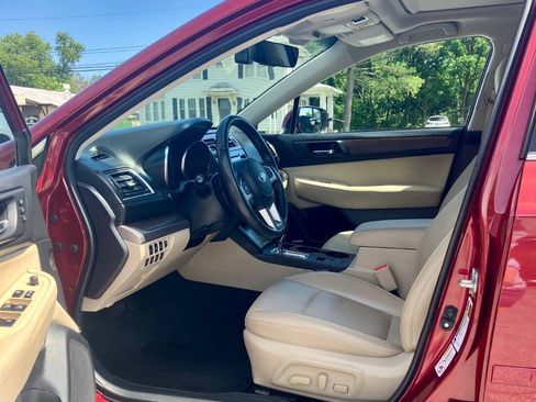 Used 2017 Subaru Outback 3.6R Limited AWD/4WD image 8