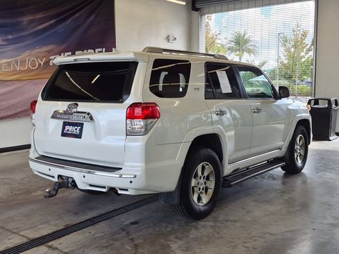 Used 2011 Toyota 4Runner SR5 w/ Convenience Pkg RWD image 5