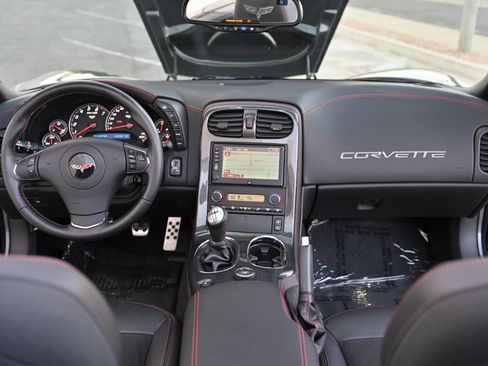 Used 2013 Chevrolet Corvette 427 w/ 1SC Preferred Equipment Group RWD image 18