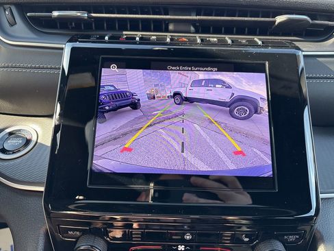 New 2026 Jeep Grand Cherokee Laredo X AWD/4WD image 71