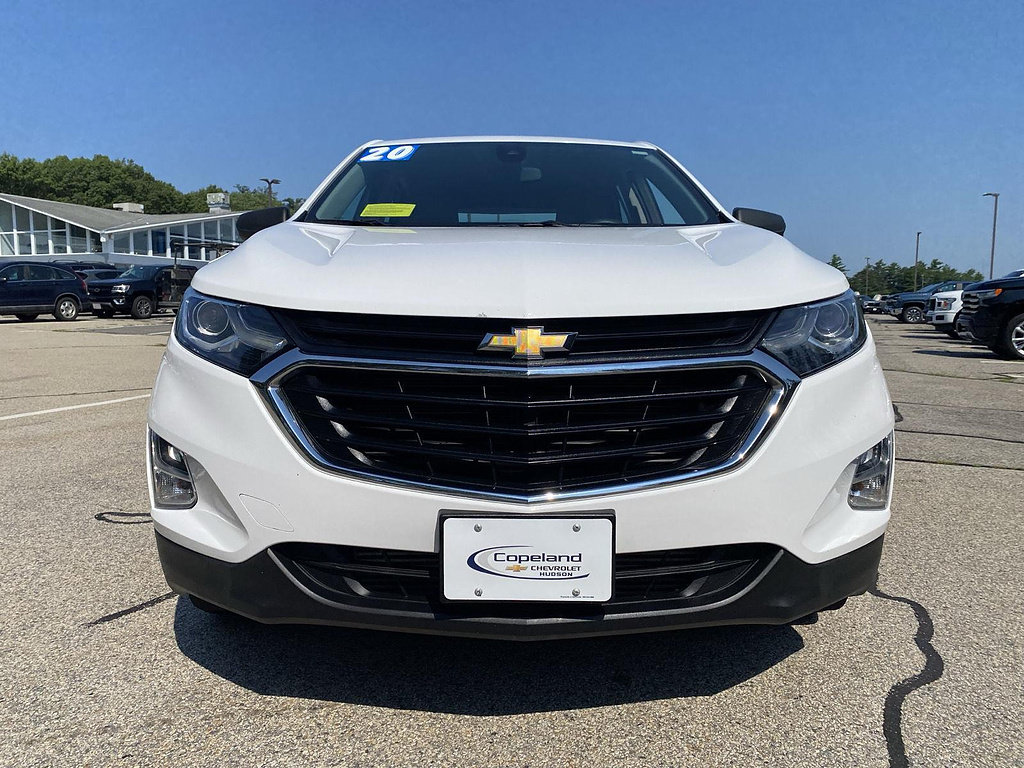 Used 2020 Chevrolet Equinox LS AWD/4WD image 2