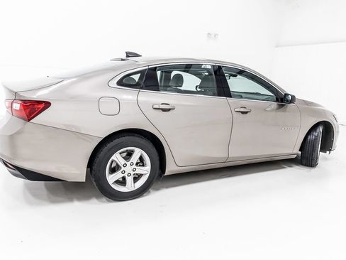 Used 2022 Chevrolet Malibu LS FWD image 7