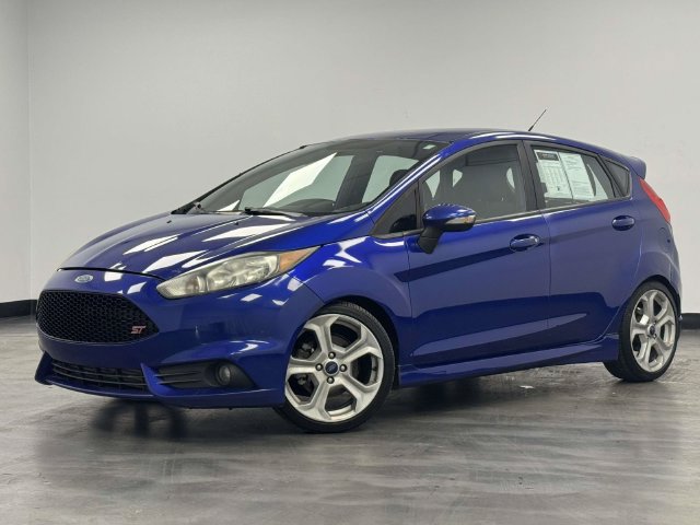 Used 2015 Ford Fiesta ST FWD image 1