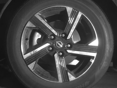 Used 2025 Nissan Sentra SV FWD image 12