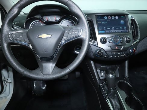 Used 2016 Chevrolet Cruze LT w/ Sun And Sound Package image 28