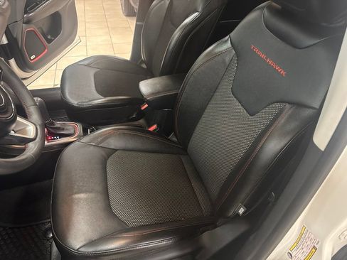 Used 2021 Jeep Compass Trailhawk AWD/4WD image 29