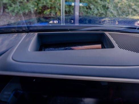 Used 2026 BMW M5 w/ Executive Package image 10