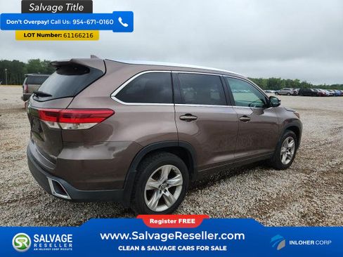 Used 2017 Toyota Highlander Limited FWD image 4