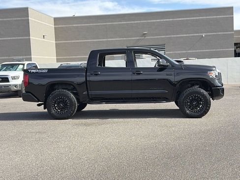 Used 2018 Toyota Tundra Limited w/ Limited Premium Package AWD/4WD image 6