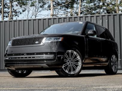 New 2025 Land Rover Range Rover SE