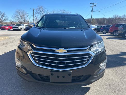 Used 2020 Chevrolet Equinox Premier AWD/4WD image 2