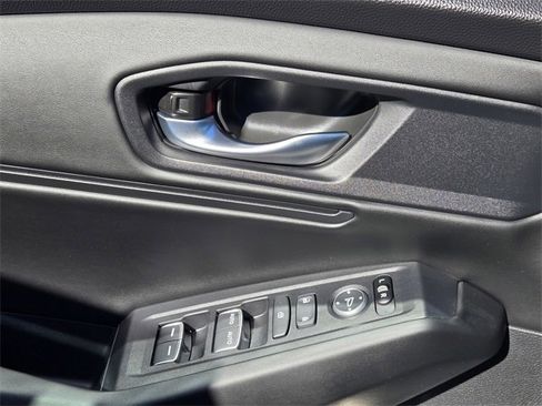 New 2025 Honda Accord SE image 18