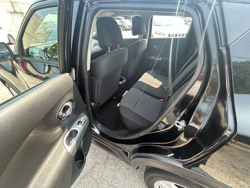 Used 2016 Nissan Juke S FWD image 7